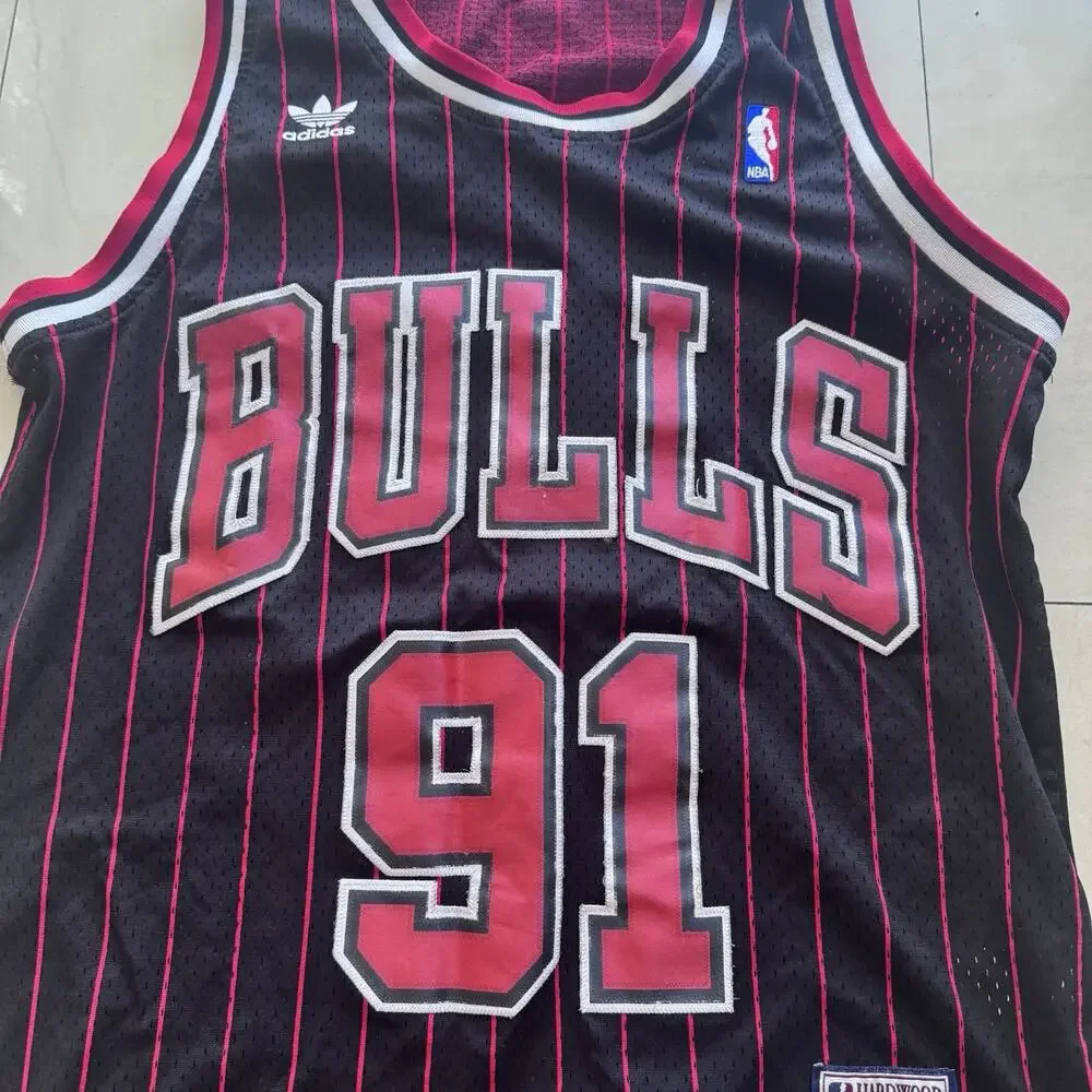Vintage Adidas Chicago Bulls Dennis Rodman #91 Hardwood Classics Jersey M +2 NWT